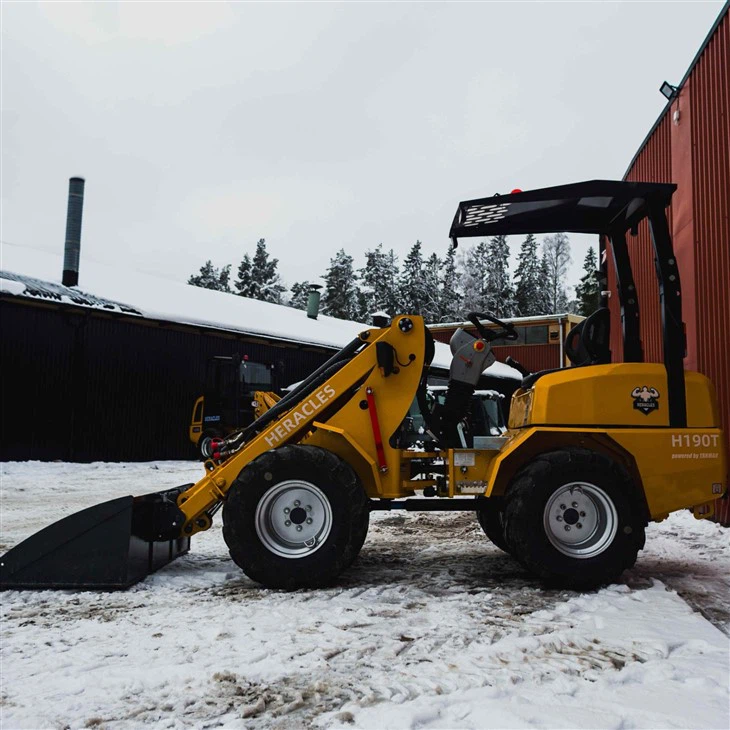 Telescopic Mini Loader 1300kg Capacity supplier